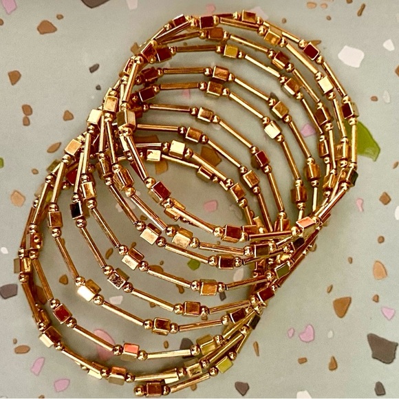 JOAN RIVERS BEADED MEMORY WIRE WRAP STYLE BRACELET - Picture 2 of 4